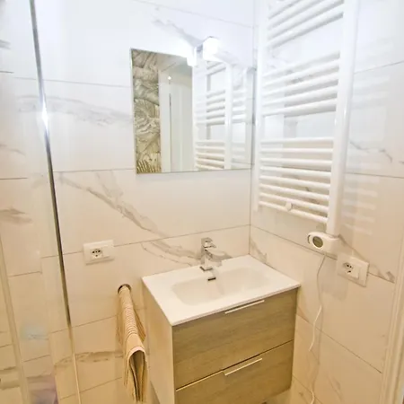 Luxury Sea Front Milord *