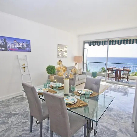 Luxury Sea Front Milord Apartment Nice