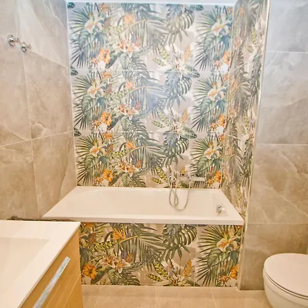 Luxury Sea Front Milord Apartament Nicea