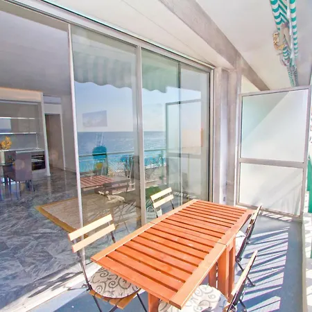 Luxury Sea Front Milord * Nicea