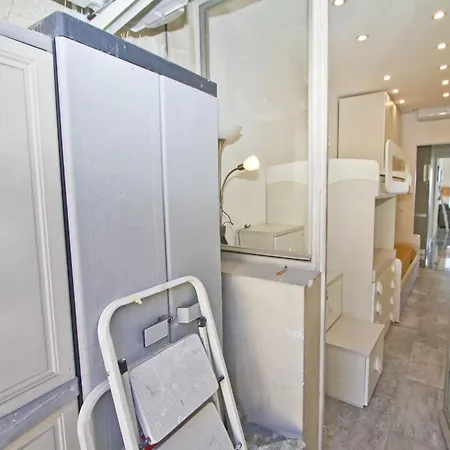 Апартаменты Luxury Sea Front Milord