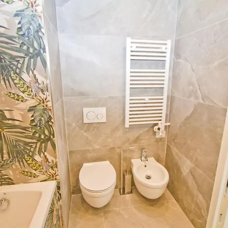 Luxury Sea Front Milord Ницца