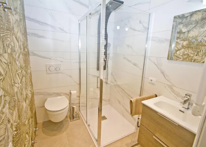 Апартаменты Luxury Sea Front Milord Ницца