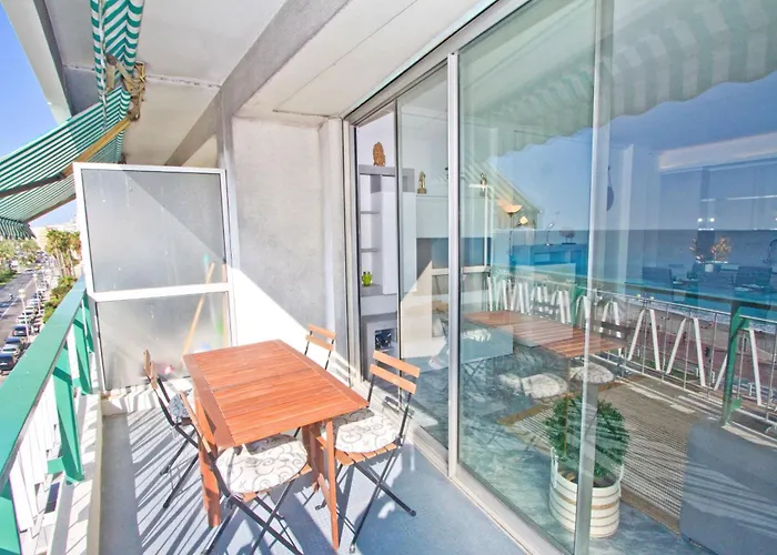 Luxury Sea Front Milord Ницца